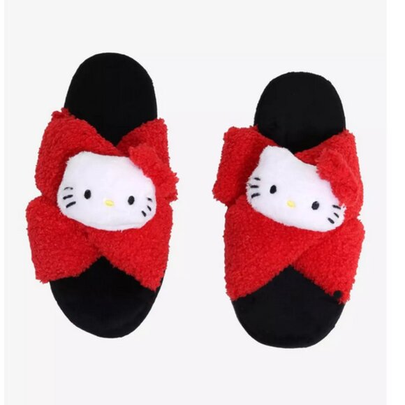 NWT ~ Sanrio's Hello Kitty Plush Sherpa Slippers (Shoe Size 7-8) - Picture 2 of 8
